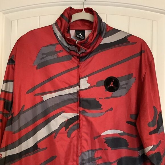 Michael Jordan Warm‎ Up Jacket 🏀🧺 - Picture 2 of 6